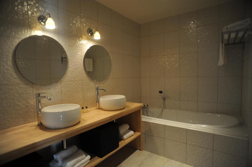 Les Chambres D'Andrea Marseillan  Δωμάτιο φωτογραφία