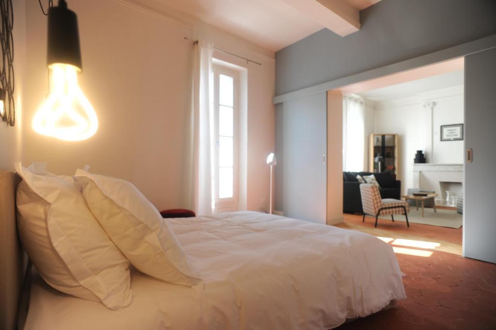 Les Chambres D'Andrea Marseillan  Δωμάτιο φωτογραφία